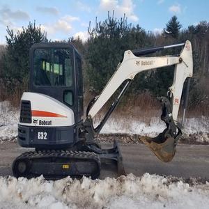 Miniexcavadora Bobcat E32 de 3.5 toneladas, máquina excavadora pequeña sobre orugas para construcción, limpieza de terrenos agrícolas, excavación de zanjas, potente. - Product Image 3