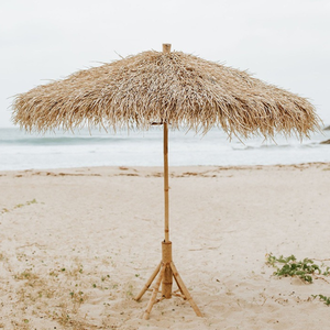 Sombrilla de Hojas de Palma Tropicales con Poste de Bambú Rústico, Sombrilla de Playa para Exteriores, Estilo Tiki, para Patio, Resort, Jardín, Hecha a Mano - Product Image 1