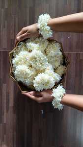 Pulsera de Flores Artificiales de Jazmín Blanco, Joyería para el Cabello, Ligera, Reutilizable, Recuerdo para Bodas, Fácil de Usar - Product Image 3