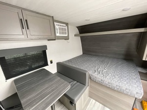 Used 2024 Keystone H-i-d-e-o-u-t 175B-H - Product Image 6