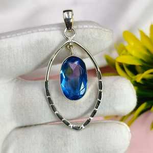 Pendentif Charme Élégant en Argent Sterling Plaqué Or Vintage Fait Main avec Tanzanite de 2 Pouces, Bijou en Pierre Précieuse, Cadeau de Fiançailles pour Elle - Product Image 1
