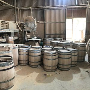 Barriles de Madera Ecológicos y Sostenibles para la Maduración de Cerveza, Hechos a Mano, de Grado Alimenticio, Disponibles - Product Image 2