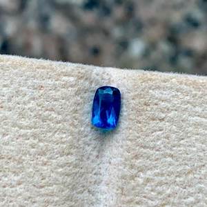 Piedra Preciosa Natural Rara Hayune, Corte Octogonal Azul, Perfecta para la Elaboración de Joyería Fina y Colección de Joyería de Diseño - Product Image 4