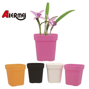 กระถางดอกไม้สี่เหลี่ยมสีสันสดใสกว้าง9ซม. L-409 - Product Image 3