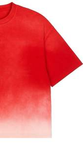 Camiseta con efecto acid wash y desgaste vintage, tela suave y transpirable, corte moderno y urbano, perfecta para uso casual y estilo cómodo para el día a día. - Product Image 5