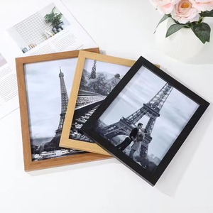 Cadre photo en bois massif écologique fait main, style rustique/moderne, avec support de table et fixation murale, de REHMAN CRAFT - Product Image 2