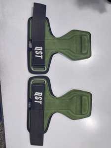 Agarraderas de Cuero de Alta Calidad para Levantamiento de Pesas con Soporte Ajustable para Muñeca, Agarre de Tela Ajustable para Powerlifting - Product Image 4