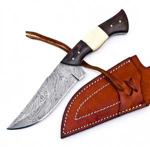 Cuchillo hecho a mano con hoja de acero de Damasco y mango de hueso de camello, tipo Drop Point, para uso general. - Product Image 5