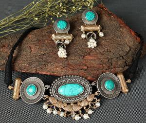 ชุดเครื่องประดับโบฮีเมียนสำหรับงานแต่งงานแบบสองสี ชุบเงินโบราณ ทำจากทองเหลือง ประดับคริสตัลและเพชรเทียม ประกอบด้วยสร้อยคอและต่างหู - Product Image 4