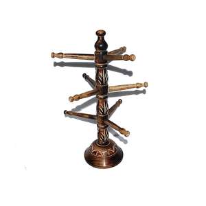 Support en bois sculpté à la main pour bracelets, présentoir organisateur de bijoux pour bracelets et bijoux - Product Image 3