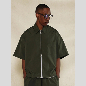 Veste zippée coupe-vent logo personnalisé ODM Ensemble veste de survêtement légère en nylon pour homme et pantalon cargo au design haut de gamme - Product Image 6