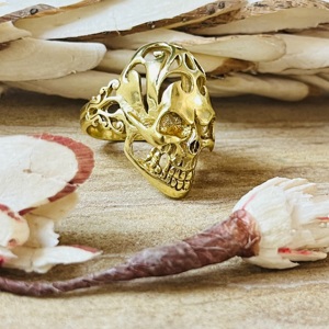 Bague Tête de Mort Tendance et Élégante, Bijou Gothique en Laiton pour Homme, Plaqué Or 18 carats, Motif Flamme Filigranée, Style Punk Biker, Pour Vente en Gros/OEM/ODM - Product Image 6