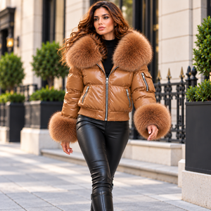 Veste en cuir matelassée pour femmes avec garniture en fourrure surdimensionnée, vêtement d'extérieur tendance pour l'hiver/manteau bomber d'hiver - Product Image 2