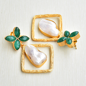 Boucles d'oreilles pendantes en laiton en gros, perles en vrac, cristaux de guérison authentiques, texture en laiton mat, sans nickel, durables, mode en gros - Product Image 4