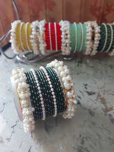ชุดกำไลข้อมือชุบทองประดับมุกเทียมสีแดงสำหรับผู้หญิง สร้อยข้อมือแบบซ้อนได้สำหรับงานแต่งงาน เครื่องประดับสไตล์คลาสสิก - Product Image 5