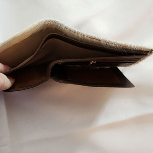 Portefeuille de luxe pour cartes de visite homme, personnalisable avec logo, design minimaliste, en cuir de vachette, fermeture éclair - Product Image 6