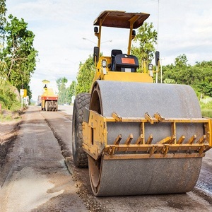 Compacteur routier industriel robuste avec pompe à moteur, rayon de braquage court, puissance 315 kW, qualité éprouvée pour les besoins de la construction - Product Image 6