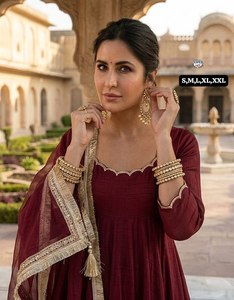 NUEVO LANZAMIENTO: KURTI CHANDERI con ANARKALI INTERIOR (TOP-BOTTOM) y DUPATTA con ENCAJES EN TODAS LAS PUNTAS, ESTILO MODERNO HASTA EL SUELO, IDEAL PARA FIESTAS - Product Image 3