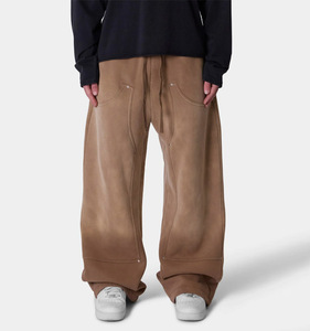 Pantalon de jogging ample et large pour homme en coton French Terry 500g, coupe oversize, avec délavage à l'acide et effet stonewash aux genoux - Product Image 1