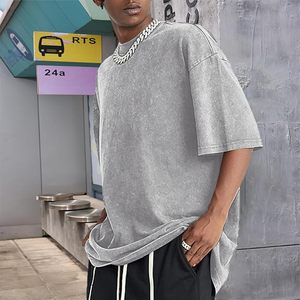 เสื้อยืดผู้ชายสไตล์วินเทจทรงโอเวอร์ไซส์ ล้างสีแบบแอซิดวอช ผ้าหนา 240 GSM ผ้าฝ้าย 100% ทรงหลวม สวมใส่สบาย ขายส่งจากโรงงานโดยตรง - Product Image 1