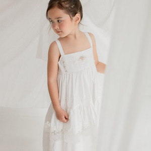 ชุดเดรสลูกไม้ปักลายดอกไม้สีขาวแบบไม่มีแขนและคอเสื้อ แบรนด์ Alula Trendy สำหรับเด็กผู้หญิง คอลเลคชั่นงานปาร์ตี้ฤดูร้อน สำหรับเด็กอายุ 12 ปี - Product Image 4
