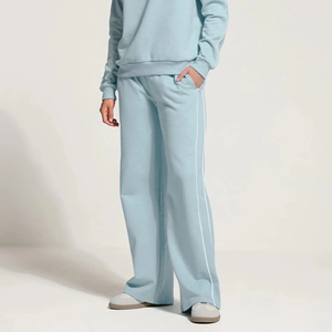 Pantalones Deportivos de Felpa de Algodón Grueso para Mujer, Corte Holgado, Cierre con Cordón Ajustable - Product Image 1