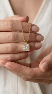 Collar con colgante de diamante de corte princesa de 3.00 quilates, cultivado en laboratorio, en oro de 14 quilates, ideal para uso diario, para novias, ¡muy vendido! - Product Image 1