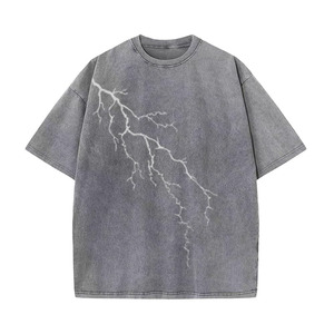 Camiseta de Hombre Oversize Gris Lavado con Estampado de Rayos, Manga Corta, Cuello Redondo, Estilo Urbano - Product Image 1