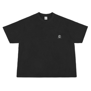 เสื้อยืดผู้ชายแบบสั้นแห้งเร็วพิมพ์ลายกราฟิกทำจากโพลีเอสเตอร์300ก. ขนาดปกติ - Product Image 1