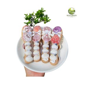 Peine y Cepillo para el Cabello Hechos a Mano con Conchas Marinas Naturales, Flores y Perlas, Estilo Nupcial de Playa, Ecológico, Regalo de Boda Costera de Vietnam - Product Image 1