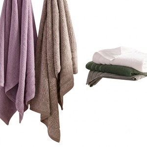 Toalla de Baño de Algodón Egipcio Peinado de Última Generación, 600 GSM, Lujo de Hotel y Spa, Altamente Absorbente, Texturizada, Sólida, de Rizo, Suministro a Granel para Baños - Product Image 3