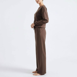 ชุดเซ็ตเสื้อสเวตเชิ้ตโอเวอร์ไซส์และกางเกงขายาวทรงหลวมสำหรับผู้หญิง ชุดลำลอง 2 ชิ้น ชุดนอนผ้าฝ้าย ชุดวอร์ม รับทำโลโก้แบบกำหนดเอง OEM ODM - Product Image 3