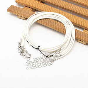 Collar de Cadena para Mujer de Primera Calidad, Joyería Decorativa de Moda, Accesorio Personalizado ODM con Colgante - Product Image 3