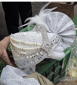 Turban en soie ivoire avec perles et plumes, Safa Pagri traditionnel pour mariage, pour hommes - Product Image 2