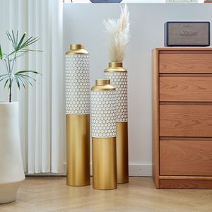Set di Vasi in Metallo Bianco Stile Moderno, Decorazione da Pavimento con Forma a Goccia, 3 Pezzi, Splendida Decorazione per la Casa - Product Image 5