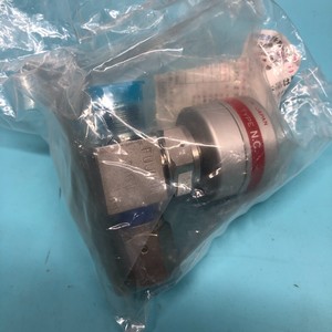 Vanne Fujikin FPR-SDTB-71-6.35-3, 1/4 OD, SUS316L - Équipements et pièces semi-conductrices de renommée mondiale et de confiance - Product Image 4