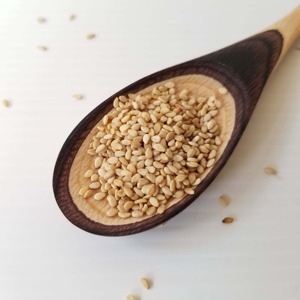 Semillas de Sésamo Marrón de Origen Agrícola Directo, Secas Naturalmente, Empaque a Granel para Compradores Importadores, con Procesamiento Limpio y Confiable - Product Image 3