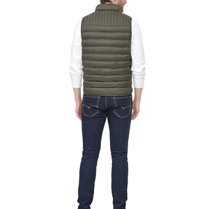 Gilet matelassé personnalisé avec logo, veste d'équitation chaude et rembourrée, vêtements d'hiver décontractés, gilet rembourré pour homme. - Product Image 4
