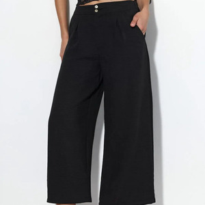 Pantalon plissé décontracté d'été en crêpe uni avec fermeture boutonnée pour femme, noir, coupe large, taille haute, longueur cheville, coupe ample - Product Image 3