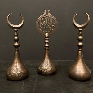 Juego de Alams Decorativos en Forma de Media Luna con Acabado Antiguo Metálico para Decoración del Hogar - Product Image 5