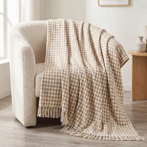 Couverture décorative en coton pied-de-poule gris foncé tissée, style minimaliste, avec franges, pour canapé, export B2B - Product Image 4