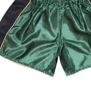 Colección de Ropa Deportiva Elegante para Atletas Modernos, Shorts de Muay Thai, Tela Suave y Transpirable, Ajuste Flexible, Ropa Cómoda para Entrenamiento en el Gimnasio - Product Image 5