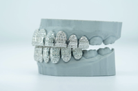 Personnalisé VVS Glacé Moissanite Rond Et Princesse Coupe Mixte Invisible Ensemble Diamant Dents Grillz Haut Bas Bijoux En Argent Pour Hommes