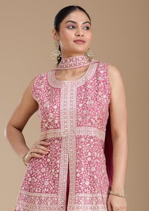 Ensemble indien pakistanais brodé rose Georgette, tunique sans manches à volants et pantalon palazzo, tenue de fête pour femme, coupe élégante - Product Image 3