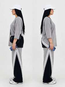 Conjunto Deportivo Gris Lavado al Ácido para Mujer Oneten, Pantalones Anchos con Bloques de Color, Top de Cuello Redondo - Product Image 4