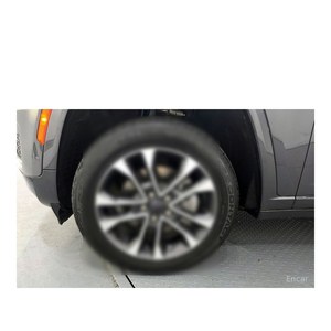 Jeep Cherokee L 3.6 Overland 2022/11 con Asientos de Cuero, Caja de Cambios Automática, Cámara Trasera, 34,696 km, Volante a la Izquierda - Product Image 5