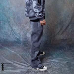 Pantalon de survêtement vintage délavé style streetwear, coupe évasée, en molleton 100% coton épais, jambe large, pour homme, avec logo personnalisé brodé - Product Image 4