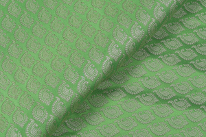 Tissu brocart floral tendance en polyester, textile doux et lisse pour la confection de robes ethniques et la décoration intérieure - Product Image 4