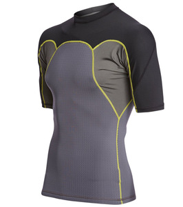 เสื้อยืดกีฬาผู้ชาย OEM แบบรัดรูป ซับเหงื่อ ระบายอากาศ เหมาะสำหรับฟิตเนส วิ่ง และออกกำลังกายในยิม - Product Image 6