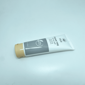 Emballage cosmétique pratique en plastique, tube PE pour gommage visage, nettoyant facial avec bouchon à vis jaune, impression personnalisable - Product Image 2